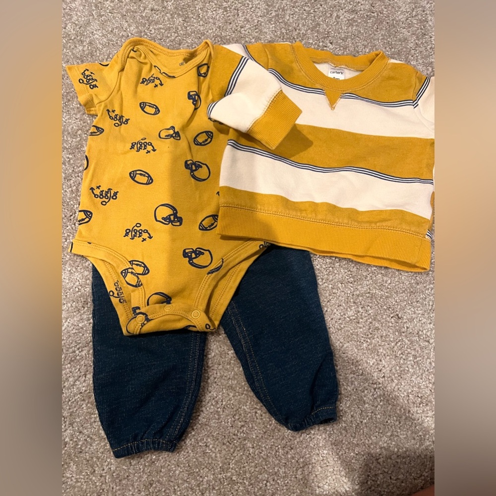 CARTERS OUTFIT
